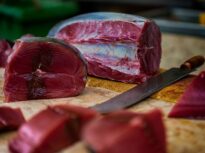 Trei frați au prins un ton roșu de 230 de kilograme și 2,6 metri. Captura poate valora peste 20.000 euro