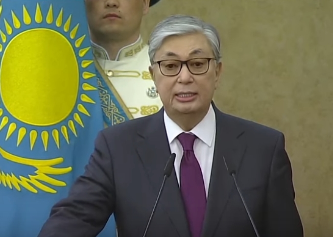 Președintele Kazahstanului ordonă să se tragă în protestatari: Ce discuții să avem cu bandiți și teroriști? Trebuie să-i distrugem!