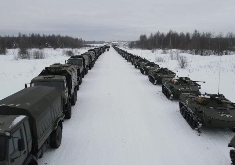 Rusia e gata de invazie, spune Ucraina: A adus la graniță și zeci de lansatoare de rachete ce pot lovi Kievul