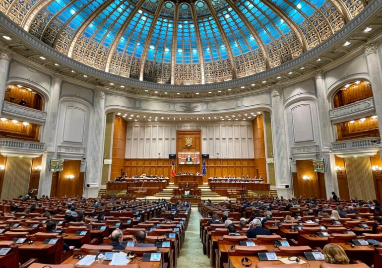 Camera Deputaţilor a votat a doua dintre Legile Justiţiei. USR: E o ruşine ce se întâmplă în Parlamentul României