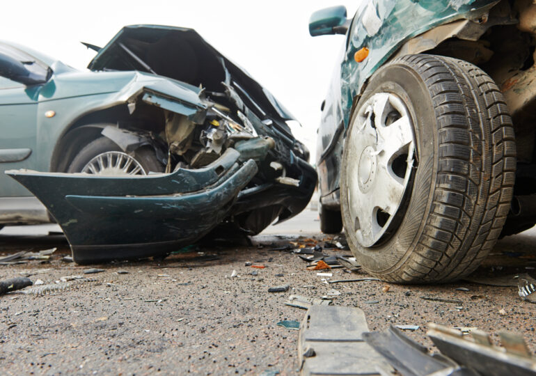 Grav accident de circulație la Bran, cu victime și pericol de explozie