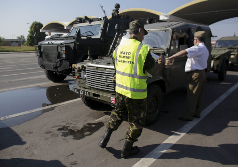 Un convoi militar american a făcut accident pe Valea Oltului