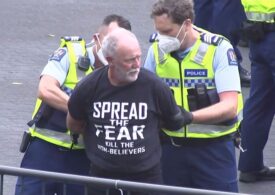 Ciocniri violente și peste 120 de arestări la protestele față de vaccinarea obligatorie din Noua Zeelandă (Video)