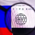 Ce înseamnă SWIFT și de ce această sancțiune pune presiune pe Vladimir Putin?
