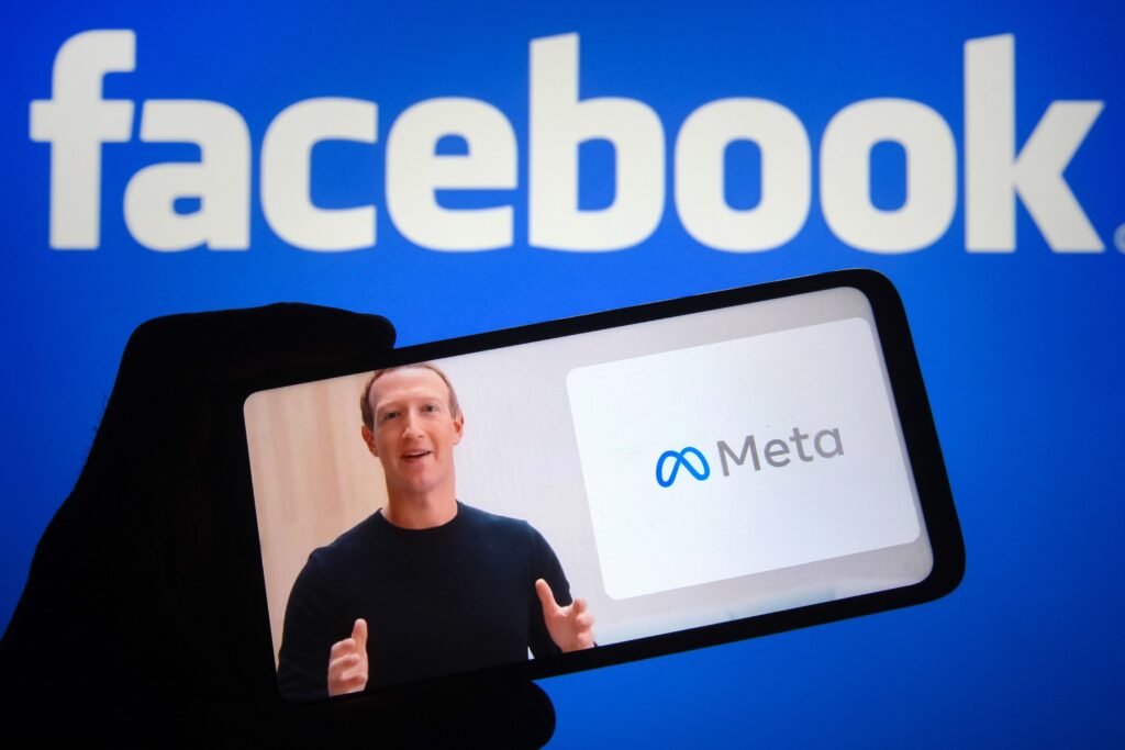 Facebook changes its corporate name to Meta
