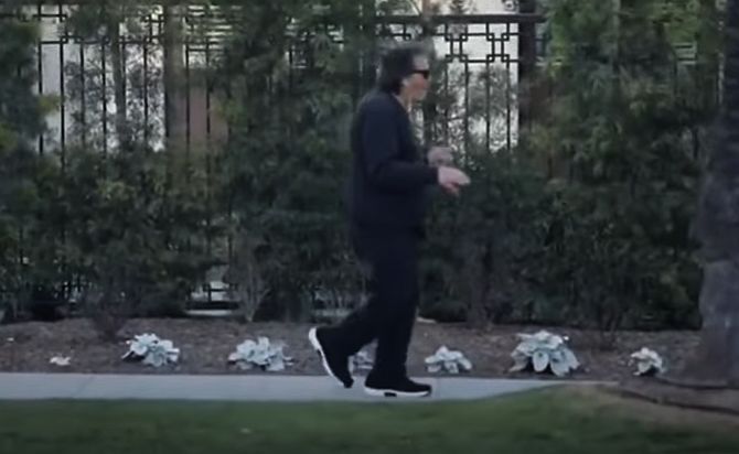 Al Pacino, dansând pe străzile din Beverly Hills, la 81 de ani (Video)