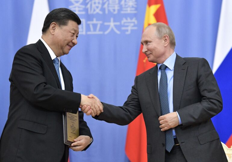 Cinci istorici chinezi au cerut public oficialilor Beijingului să condamne Rusia: Au fost păcăliți de Putin