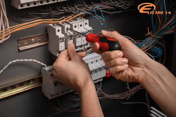 La ce folosești contactorii electrici în instalațiile unei locuințe?