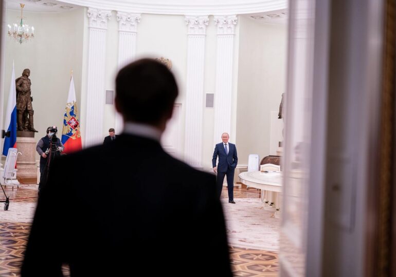 Macron vrea să vorbească iar cu Putin: Datoria noastră este să evităm ce este mai rău