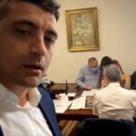 Noi sesizări și plângeri penale pentru AUR. Deputatul FDGR a fost numit nazist și modificarea regulamentului Camerei a fost comparată cu genocidul armean (Video)