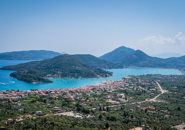 Blue Air anunță două noi destinații în Grecia vara asta