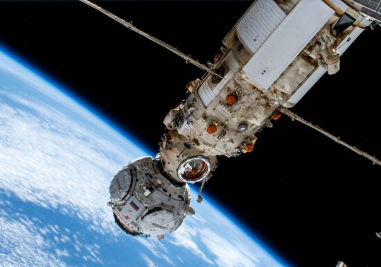 Mister. Experții NASA încearcă să afle de ce un astronaut aflat în spațiu nu a mai putut vorbi