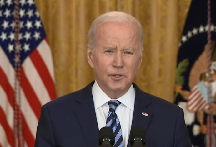 Joe Biden spune că există indicii că Vladimir Putin este izolat şi a arestat consilieri