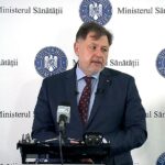 Numărul cazurilor de Covid s-a dublat de la o săptămâna la alta. Rafila spune ce se întâmplă cu masca și cu școlile