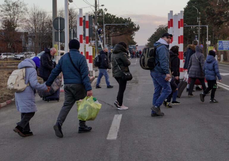 Peste 18.500 de ucraineni s-au refugiat, sâmbătă, în România