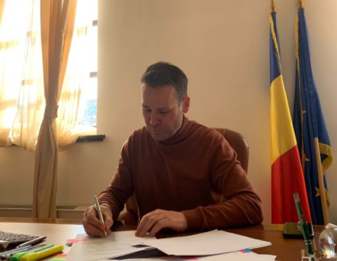 Robert Negoiță, urmărit penal pentru emiterea ilegală de documente pentru construirea unui bloc