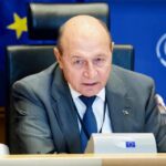 Băsescu: Rusia vrea să lege terestru Crimeea. Trebuie scoasă din sistemul bancar internațional