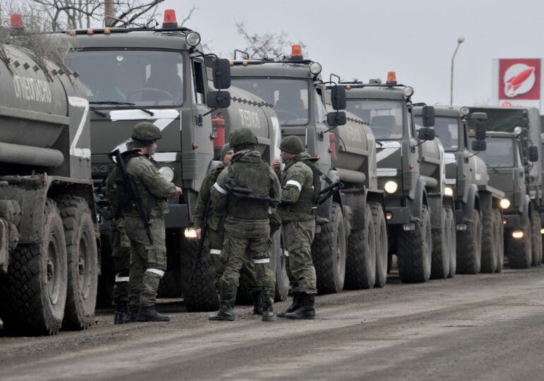 Putin, înfrânt în Ucraina, deși nu s-a predat. O armată rusă debusolată, înfometată și demoralizată așteaptă semnalul retragerii