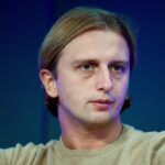 CEO Revolut, născut în Rusia, cu tată ucrainean, anunță că va dubla fiecare donaţie în contul Crucii Roşii