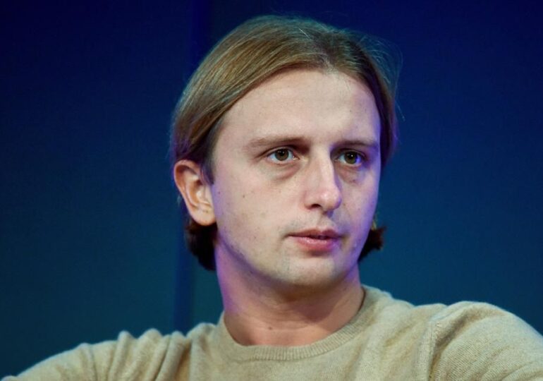 CEO Revolut, născut în Rusia, cu tată ucrainean, anunță că va dubla fiecare donaţie în contul Crucii Roşii