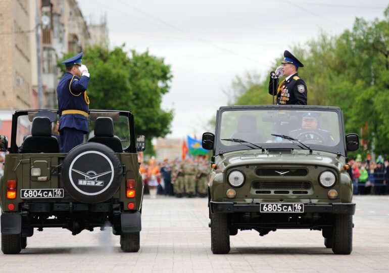 Cine conduce armata rusă în Ucraina? Probabil că nimeni, iar asta ar explica haosul din tabăra rușilor