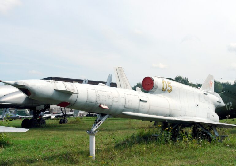 Drona sovietică prăbușită la Zagreb a survolat și România. MApN anunță că s-a văzut pe radare