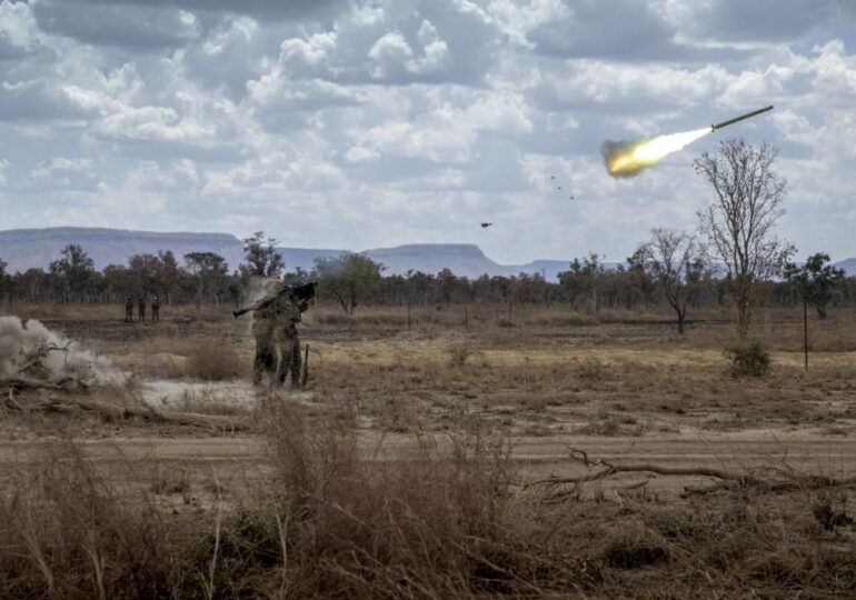 Ucraina vrea 1.000 de rachete americane pe zi: 500 Javelin şi 500 Stinger