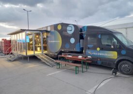 Caravana BCR sprijină refugiații din Ucraina: Le oferă ATM non-stop, cartele telefonice, transport gratuit, mese calde și sprijin emoțional