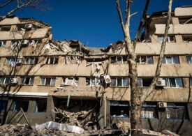 Ziua 31. Ucraina face bilanțul distrugerilor, rușii continuă bombardamentele. Biden a provocat valuri mari înainte să plece din Europa (Foto & Video)