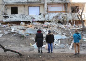Ziua 32. Sirenele au pornit din nou în Ucraina. Zelenski vorbește despre catastrofa umanitară din Mariupol, dar e dispus la compromisuri și neutralitate. Aproape 4 milioane de ucraineni au părăsit țara