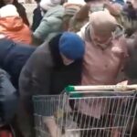 Bătaie pe zahăr în magazinele din Rusia, după ce prețurile au explodat (Video)