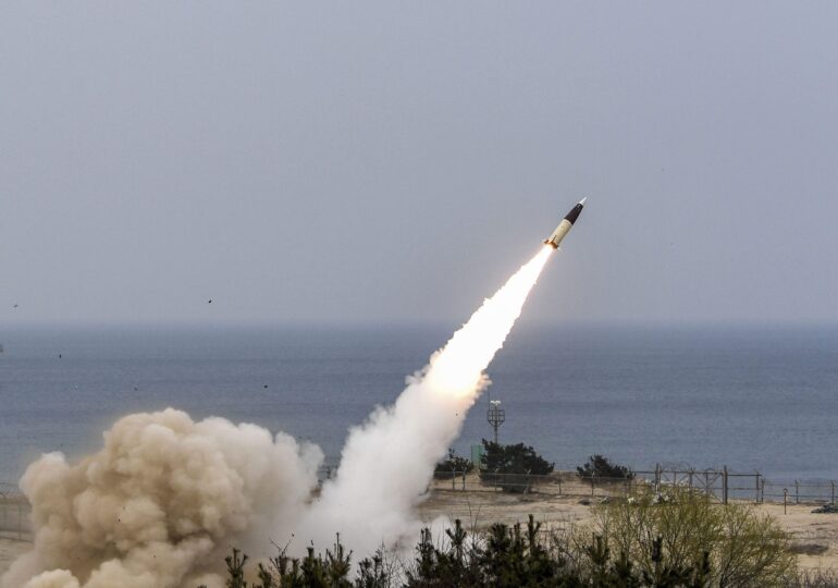 Coreea de Nord amenință Sudul și SUA cu un „răspuns militar zdrobitor”
