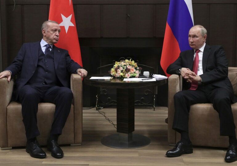 Putin și Erdogan au discutat 4 ore la Soci
