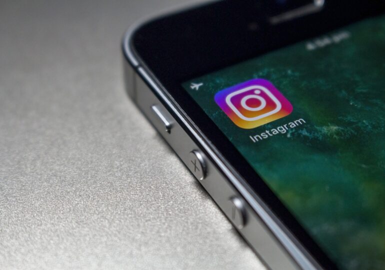 Instagram testează noi instrumente pentru verificarea vârstei