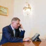 Iohannis a vorbit la telefon cu Zelenski