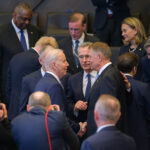 Klaus Iohannis a participat la consultări găzduite de Biden, alături de lideri ai NATO și UE. S-a discutat despre Ucraina și criza energetică