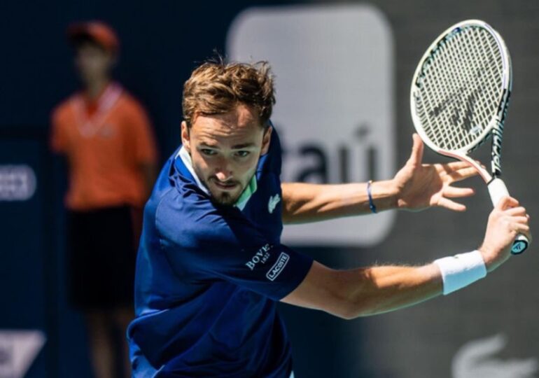 Daniil Medvedev l-a învins pe Andy Murray la Miami