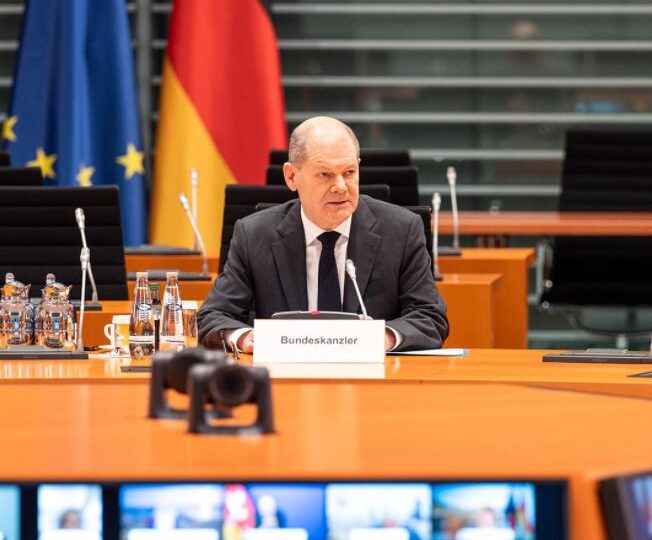 Ucraina e dezamăgită de Germania şi îl acuză pe Olaf Scholz de lipsă de lidership