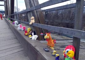 Podul jucăriilor din Sighet este dat ca exemplu de Comisia Europeană - Laude pentru români în contextul crizei refugiaților ucraineni  (Foto)