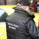 Amendă uriașă pentru un taximetrist din București care a încercat să negocieze tariful cu trei refugiaţi