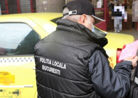 Amendă uriașă pentru un taximetrist din București care a încercat să negocieze tariful cu trei refugiaţi
