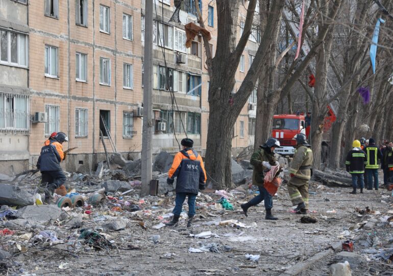 Peste 380 de copii au fost uciși sau răniți în Ucraina. Aproape 800 de şcoli sunt avariate