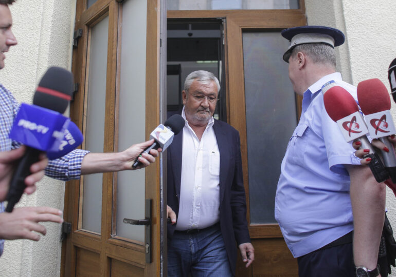 Fostul ministru Sebastian Vlădescu a fost condamnat definitiv la 7 ani și 4 luni de închisoare. Boureanu, scăpat de prescripție