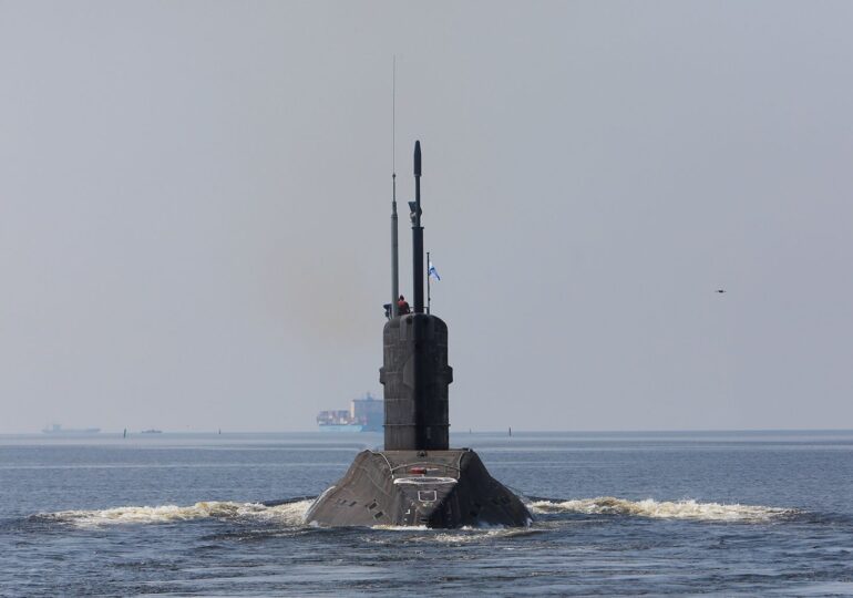 Rusia a folosit un submarin din Marea Neagră pentru a ataca ţinte ucrainene (Video)