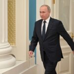 Putin le-a explicat lui Macron și Scholz de ce bombardează rușii spitale și școli