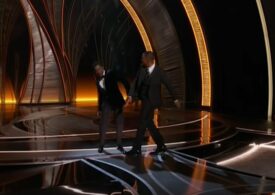 Will Smith l-a plesnit pe Chris Rock pe scenă la Oscaruri, din cauza unei glume despre soţia sa. A cerut apoi iertare în lacrimi (Video)