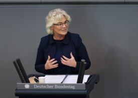 Ministrul german al Apărării va demisiona - presă