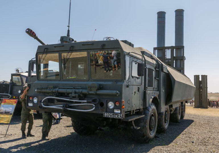 Rusia lovește cu rachete cinci gări din centrul și vestul Ucrainei