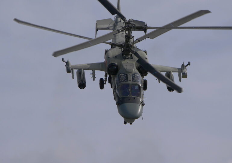 Cel mai nou elicopter rusesc, doborât de ucraineni cu o armă antitanc produsă la Kiev (Video)