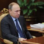 Cât de bolnav e Putin? Aparițiile publice ciudate întăresc suspiciunile legate de starea lui de sănătate